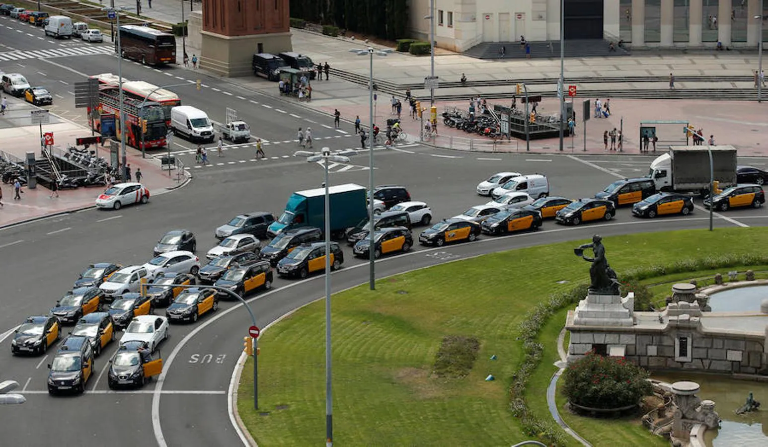 El sector del taxi ha preparado movilizaciones en Madrid y Barcelona