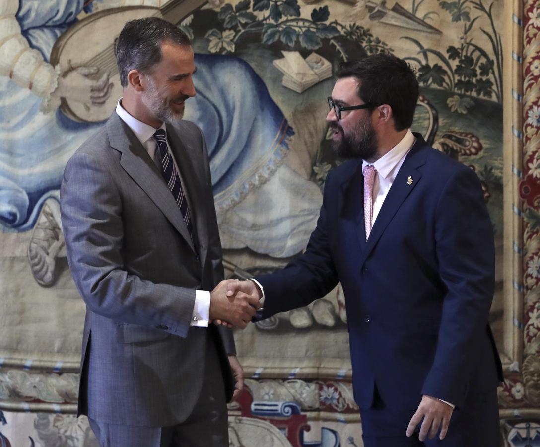 Saludando al alcalde de Palma, Antoni Noguera Ortega. 