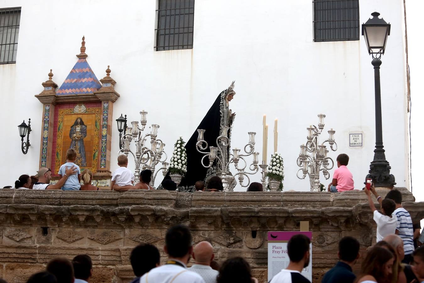 Traslado de la Virgen de la Soledad a la iglesia de Santa María