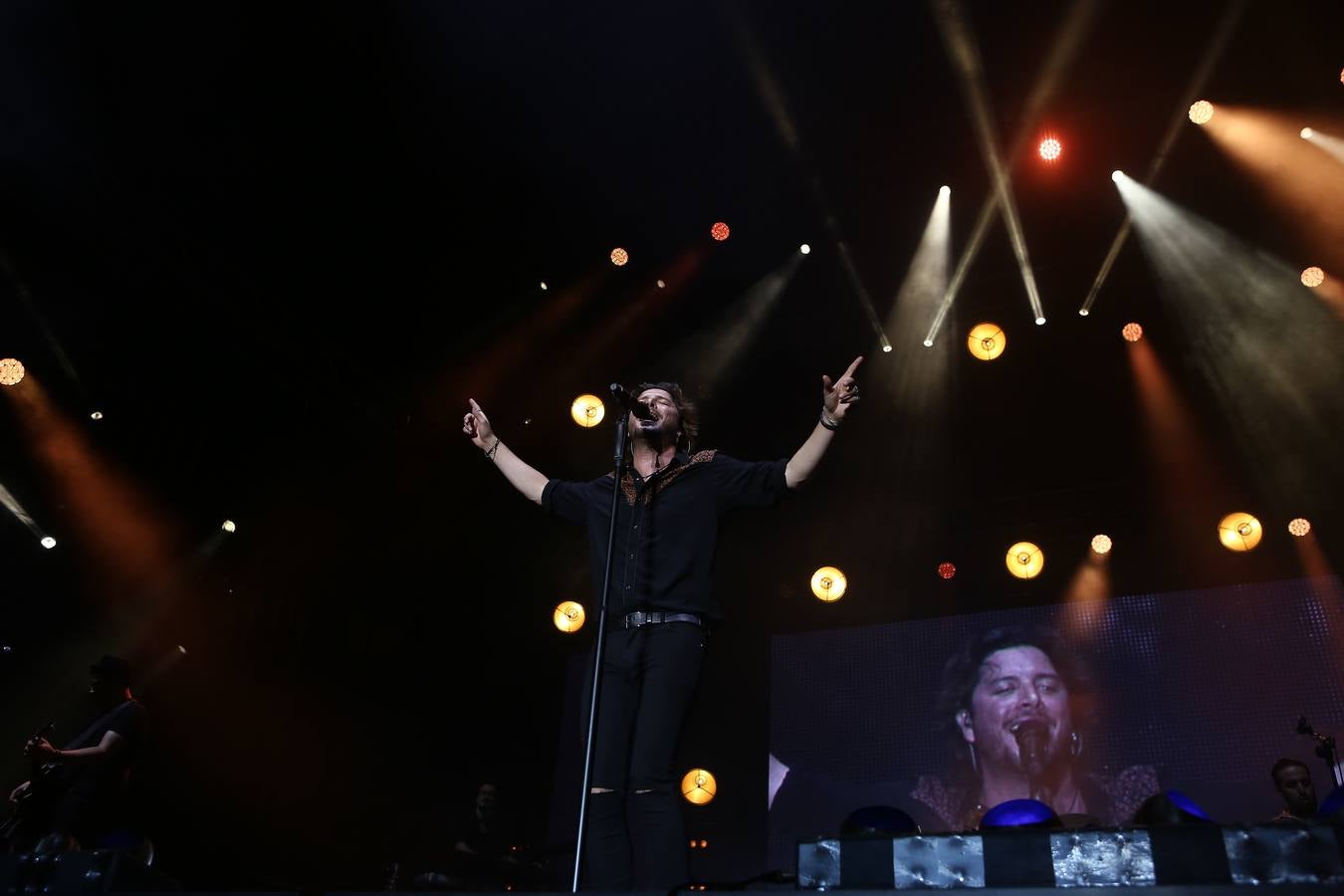 Las mejores imágenes del concierto de Manuel Carrasco en Cádiz