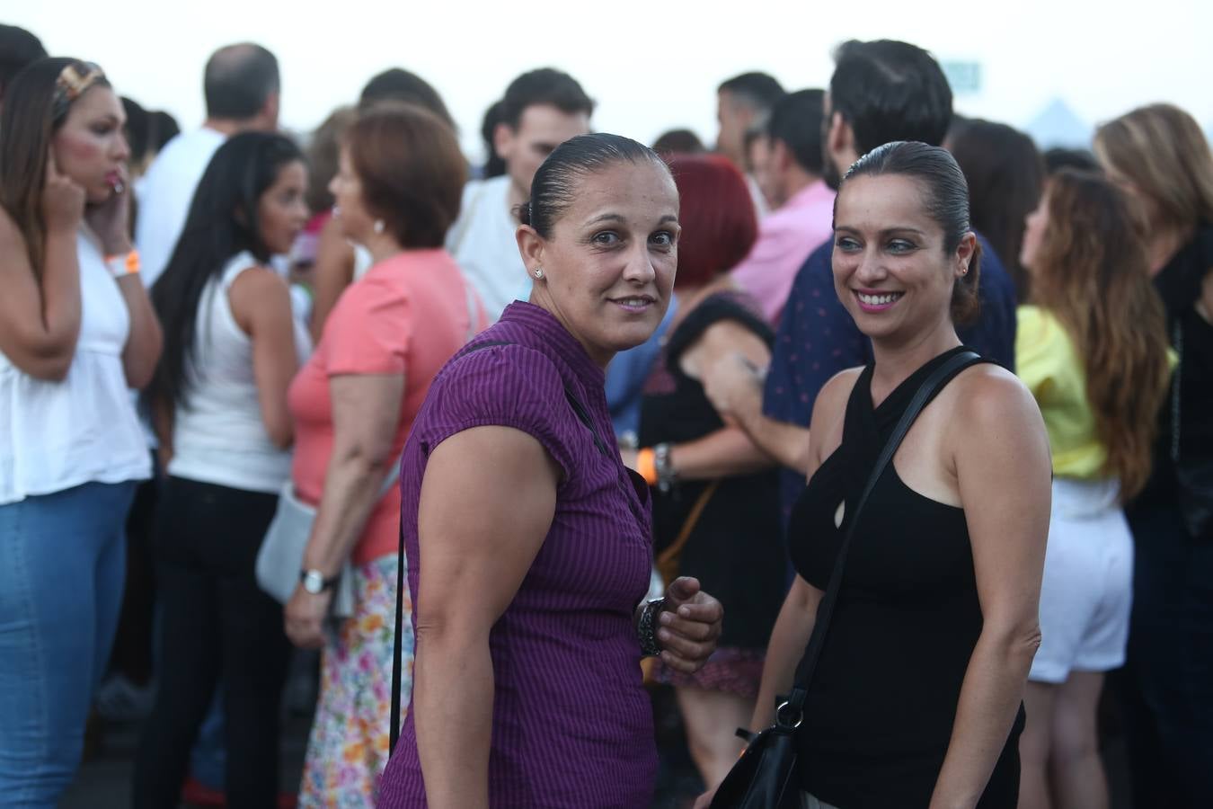 Búscate en el concierto de Manuel Carrasco en el puerto de Cádiz