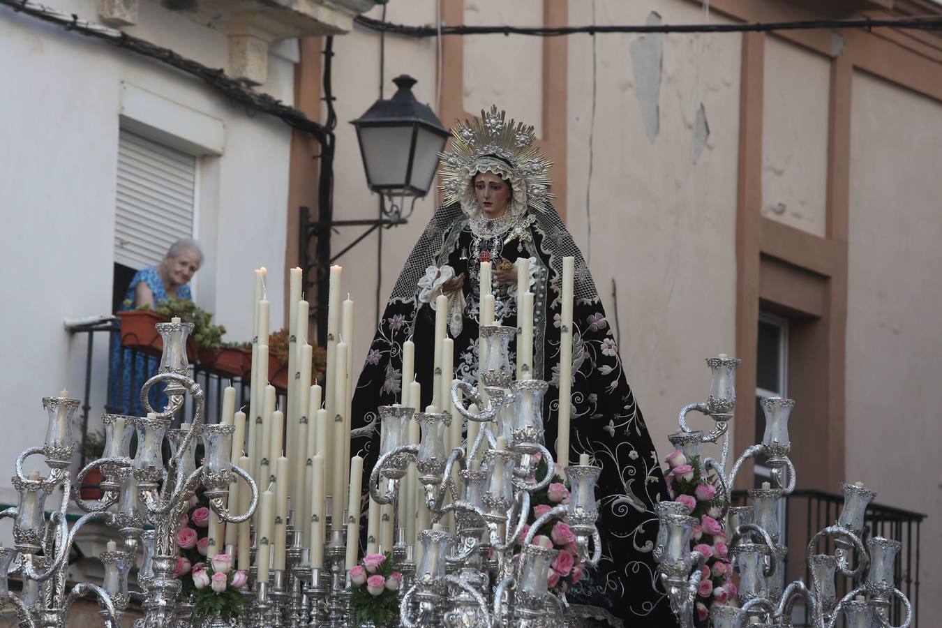 Procesión extraordinaria de la Virgen de la Soledad por el 425 aniversario de la hermandad