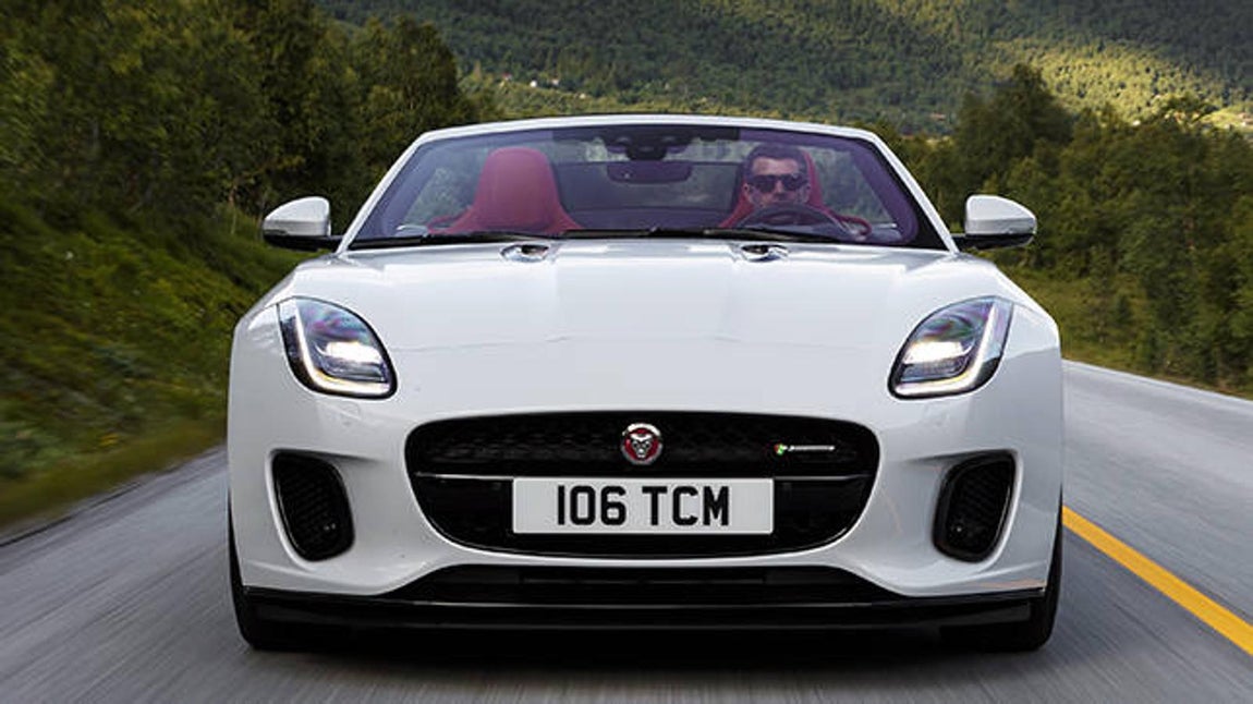 El nuevo Jaguar F-TYPE Convertible de 300 caballos. 