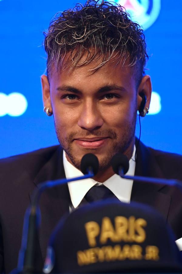 Feliz durante la rueda de prensa. 