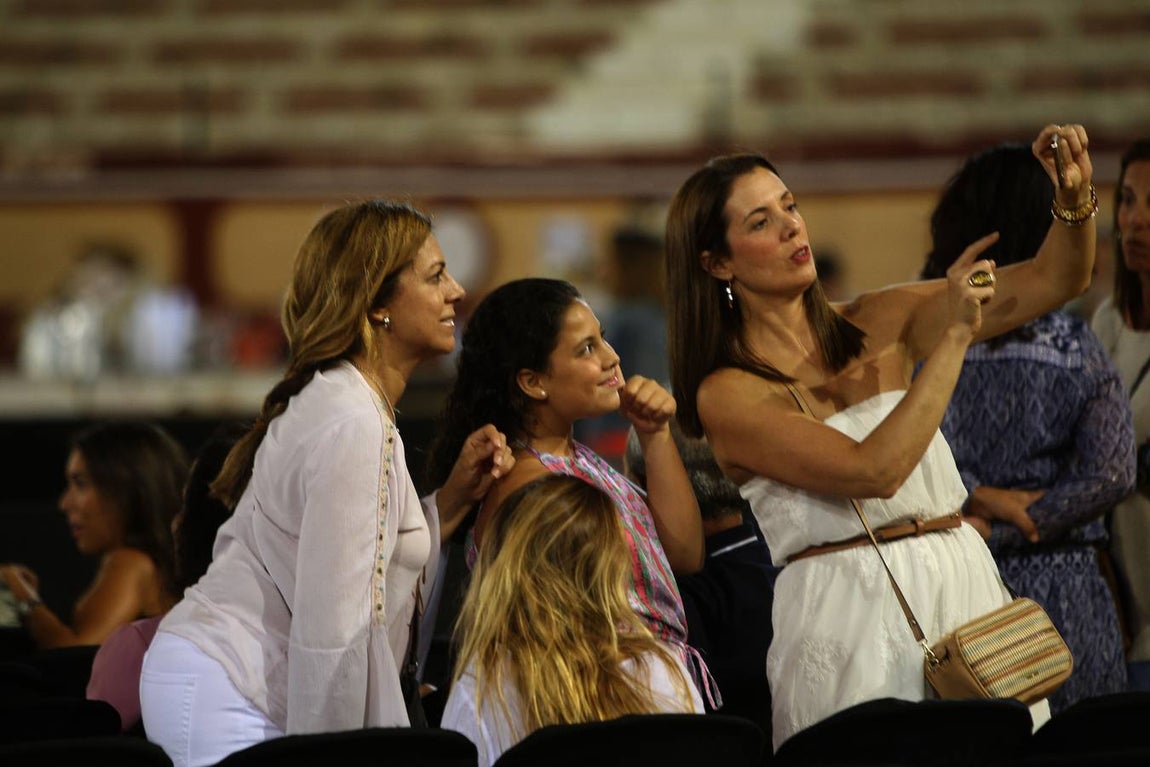 Búscate en el concierto de Siempre Así en El Puerto