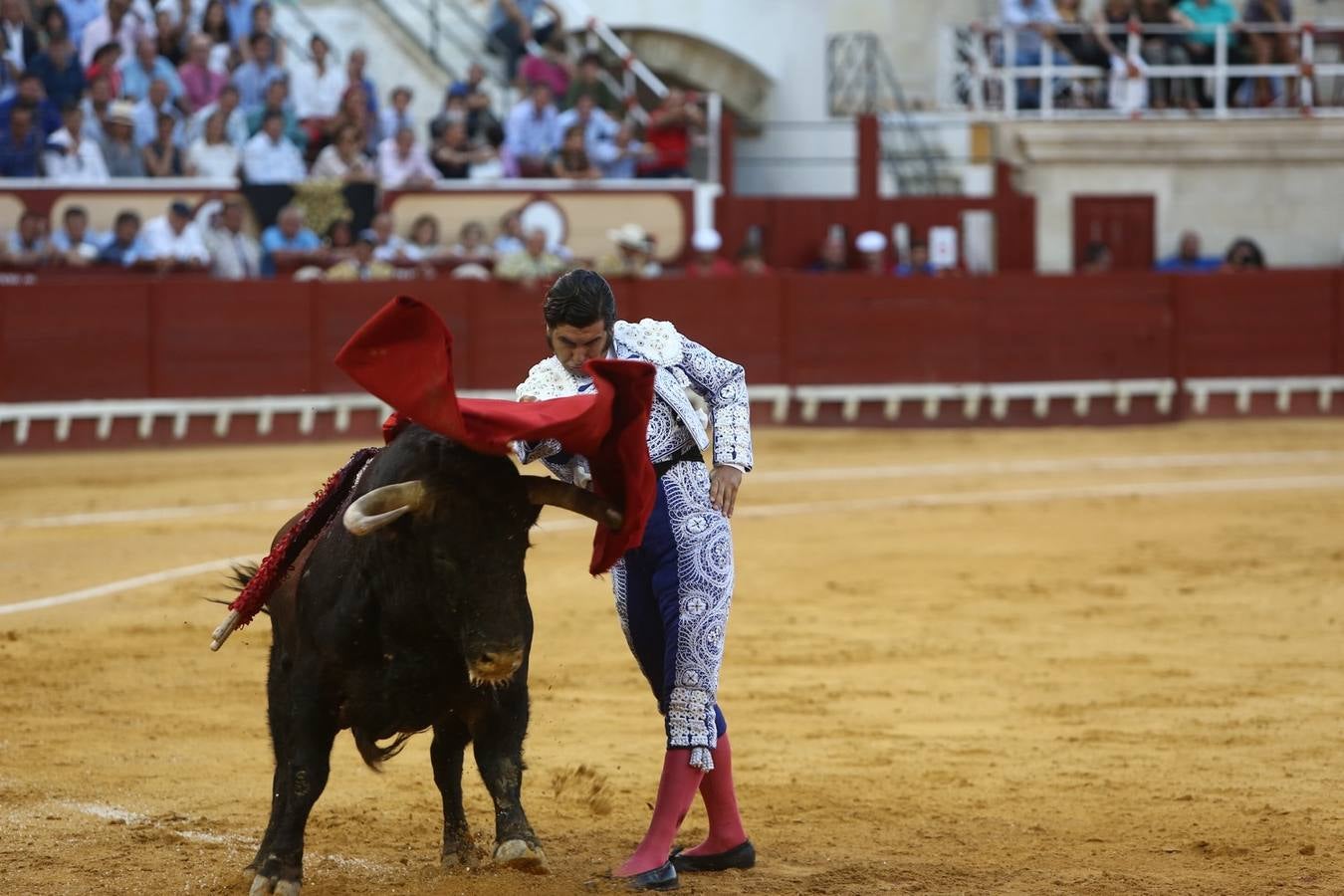 Cinco orejas y un rabo para El Juli en El Puerto