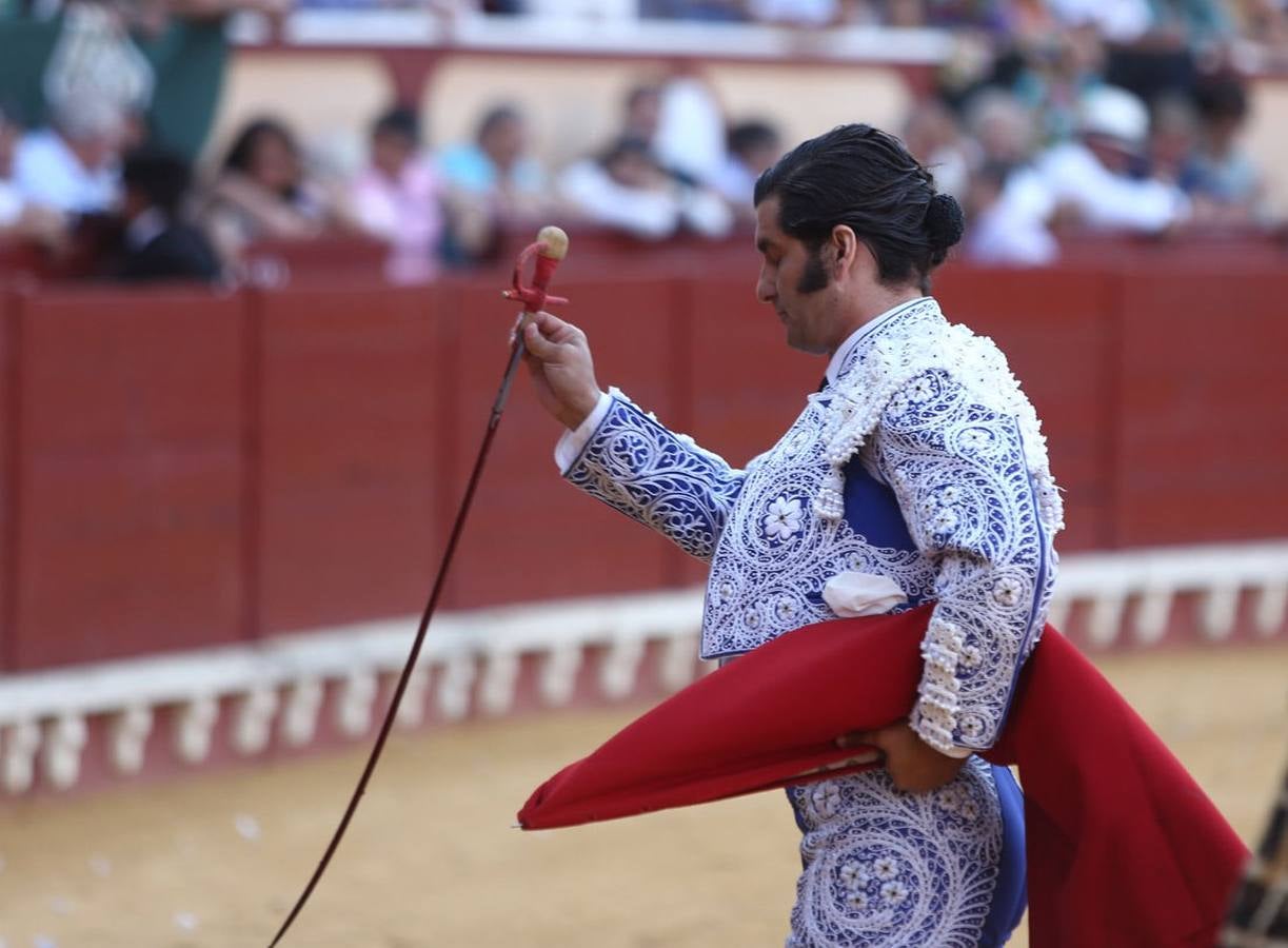 Cinco orejas y un rabo para El Juli en El Puerto