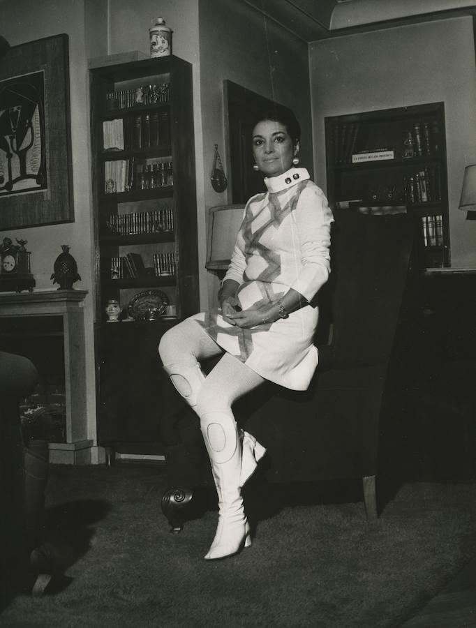 Cantante y también bailaora con temas tan populares como «Flor de té». 