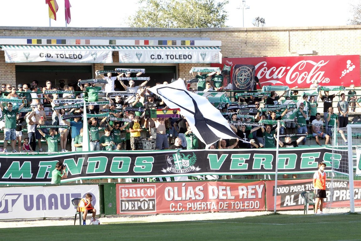 Gradas de los Comandos Verdes. 