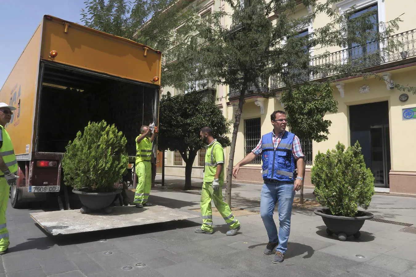 En imágenes: Sevilla se protege contra el terrorismo