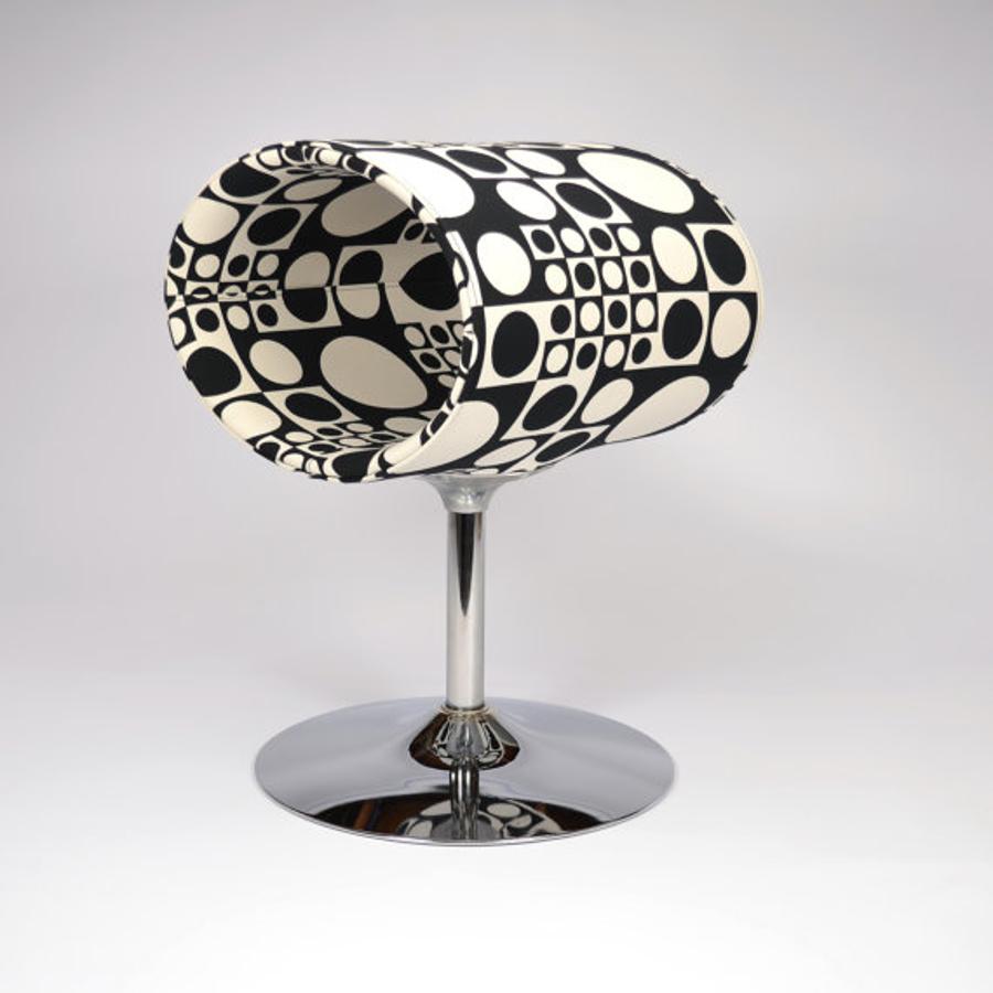 Faust Brothers Design, de Makarios Decor. Esta cama para gatos forma parte de una edición limitada de lujo y es el complemento perfecto para un salón moderno. Su base es de magnetita y la parte de arriba, donde reposa el felino, es un elegante cilindro construido con madera de abedul cubierta de cuero reciclado. Los materiales elegidos para construir la pieza son especialmente resistentes a los arañazos. Su precio: 504,39 euros.