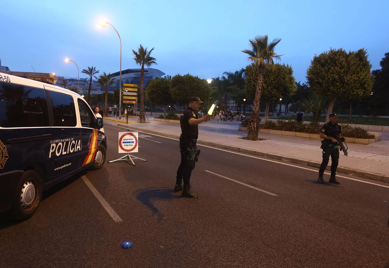 FOTOS: Medidas de seguridad en Cádiz tras los atentados