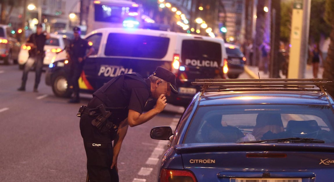 FOTOS: Medidas de seguridad en Cádiz tras los atentados