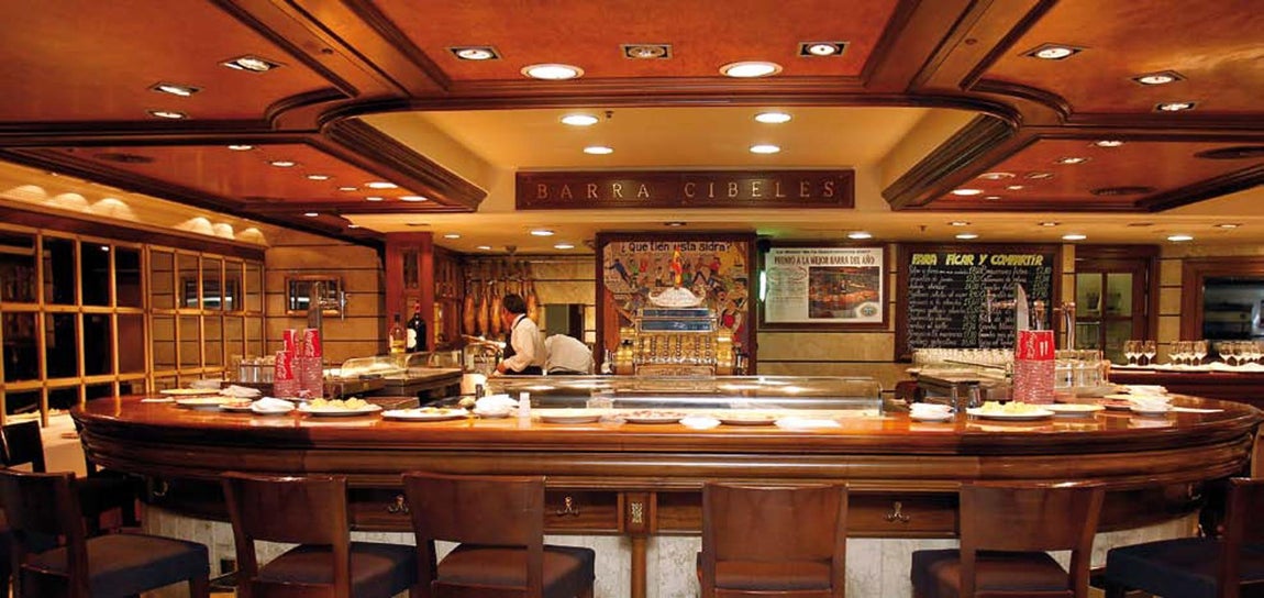 Santiago Bernabéu. Para los más tradicionales se reserva el restaurante de su puerta 57, que presume de un catering de excepción a la altura del mejor club del S.XX