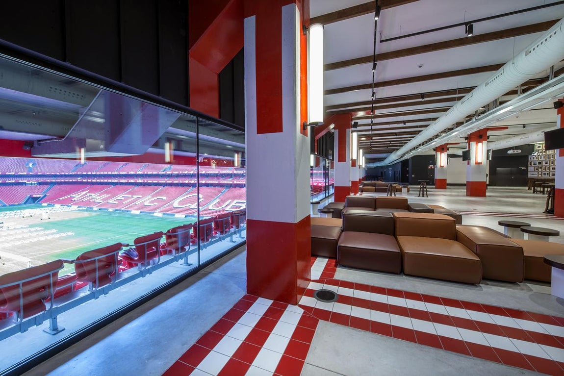 San Mamés. Los palcos cuentan con un acceso exclusivo desde el parking y sus abonados podrán participar de la mejor gastronomía, un canal de televisión interno, climatización, azafatas y conexión wifi. Se sentirán como en casa porque, además, la decoración puede realizarse al gusto del contratante