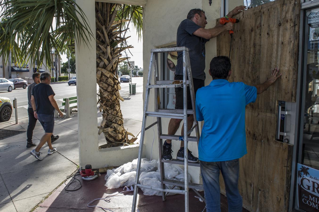 Imágenes del paso del huracán Irma por Florida y el Caribe