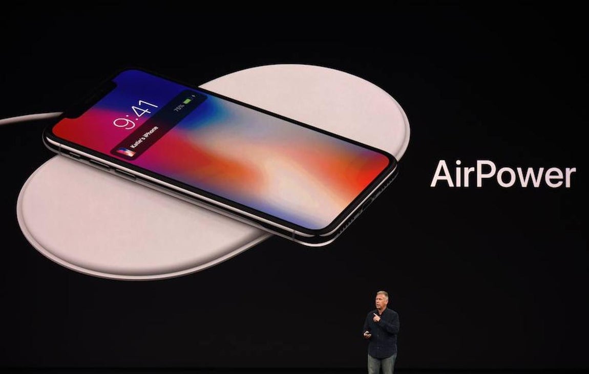 iPhone X, con carga inalámbrica. 