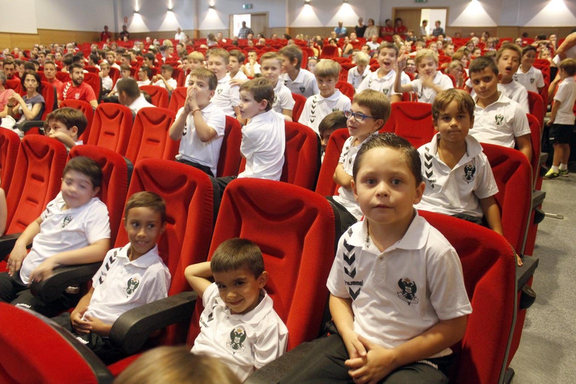 El Toledo entrega los I Premios Jacobo Aragón