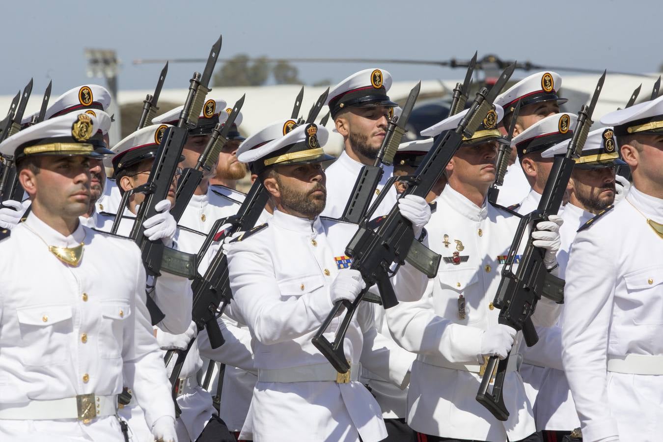 El Rey asiste a los actos del centenario de la Aviación Naval