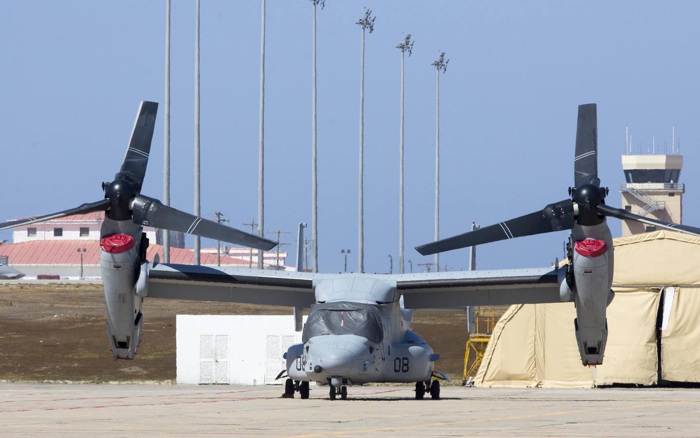 El Rey asiste a los actos del centenario de la Aviación Naval