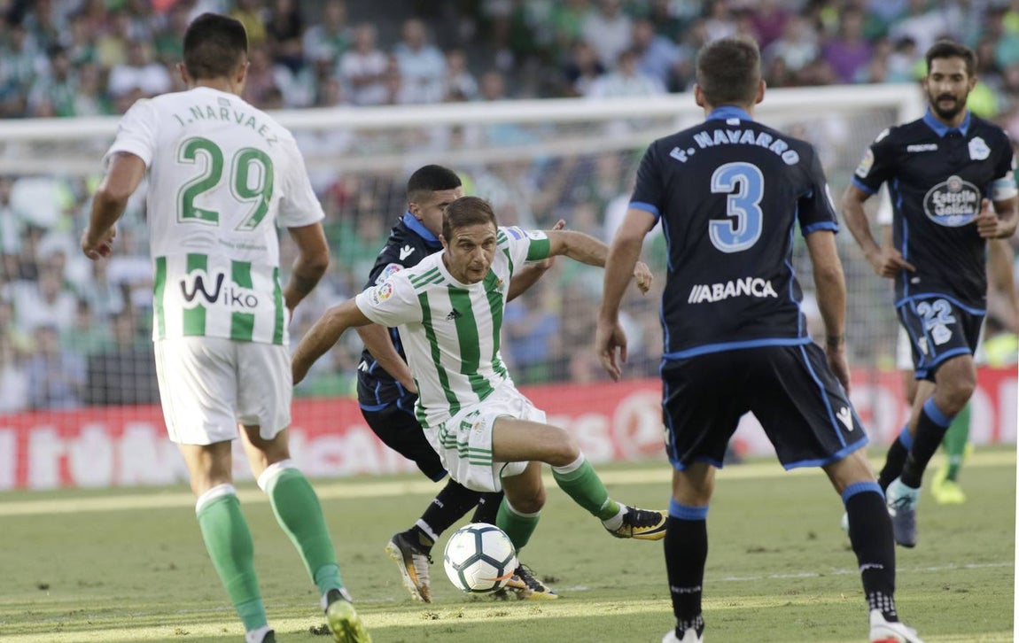 Las mejores imágenes de la victoria del Betis ante el Deportivo (2-1)