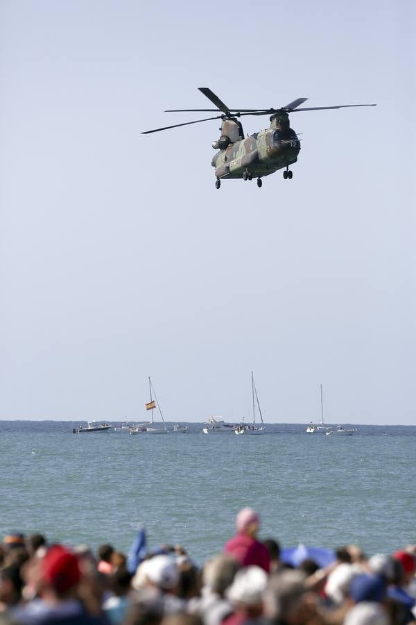 Exhibición aérea con motivo del Centenario de la Aviación Naval