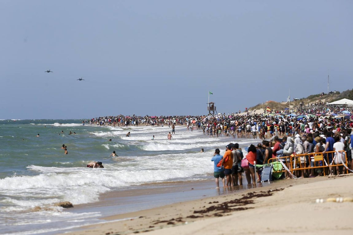 Exhibición aérea con motivo del Centenario de la Aviación Naval