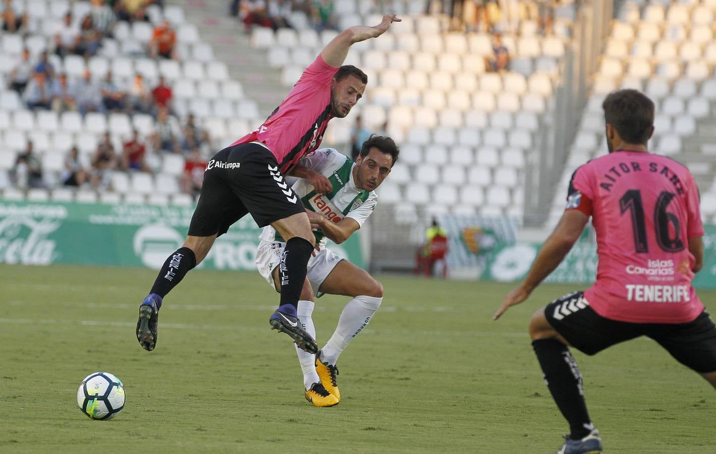 El Córdoba-Tenerife, en imágenes