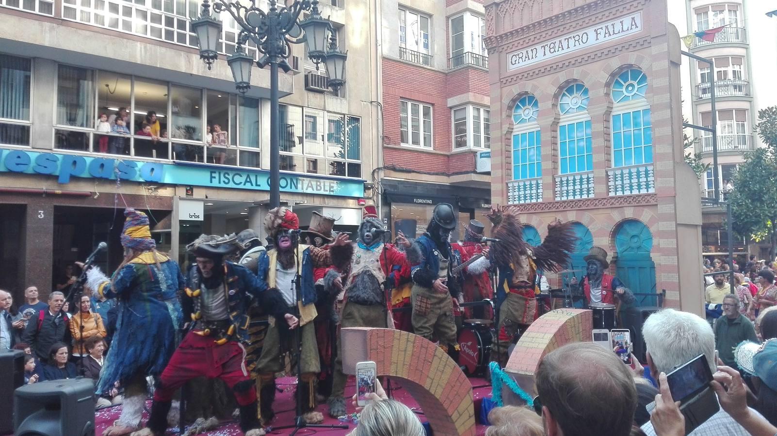 FOTOS: Oviedo en fiestas suena a Cádiz en carnaval