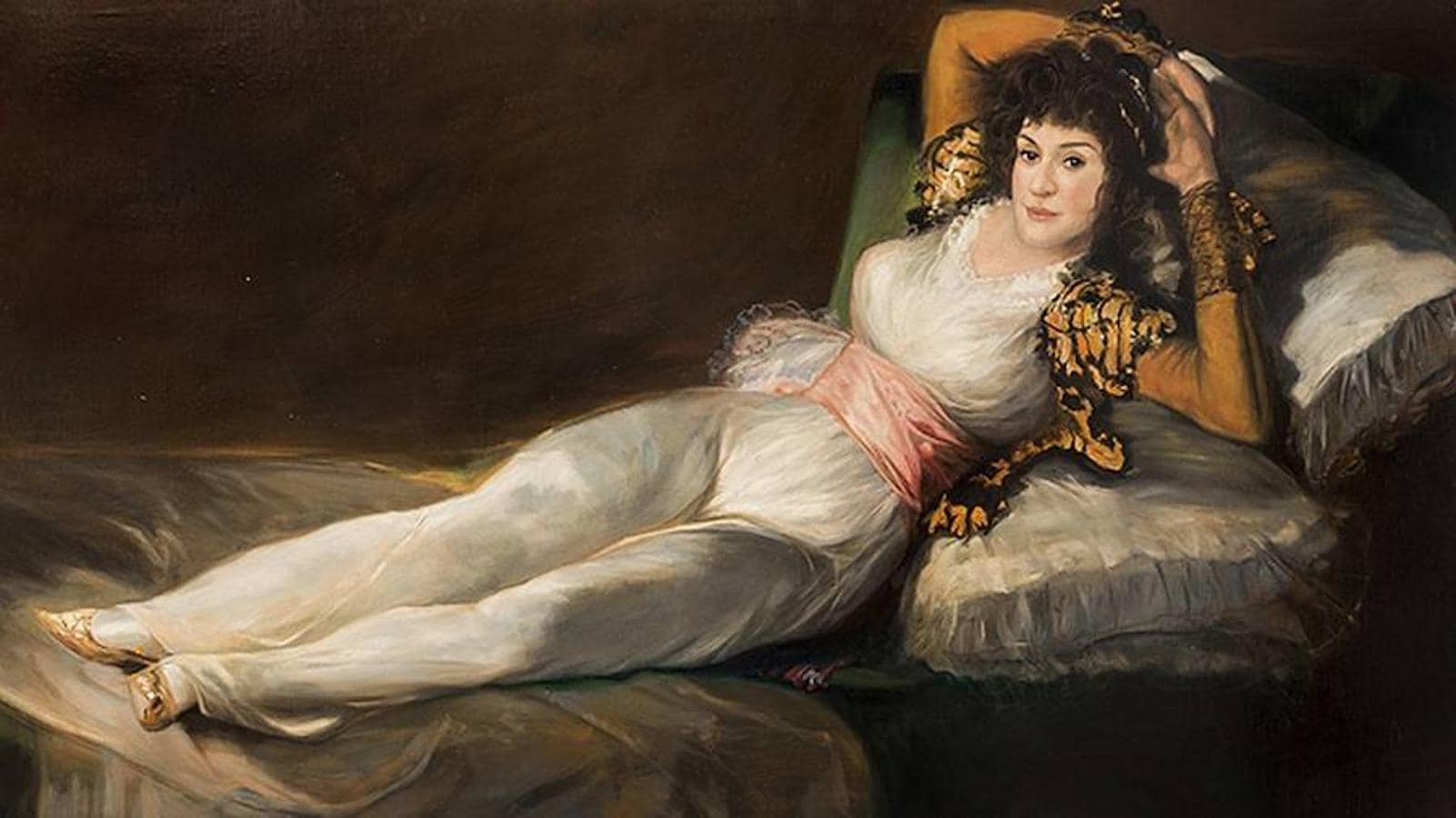 «La maja vestida» de Goya, con Chelo García Cortés. El dinero recaudado irá destinado a la Fundación Aladina (Apoyo a niños con cáncer y a sus familiares). 