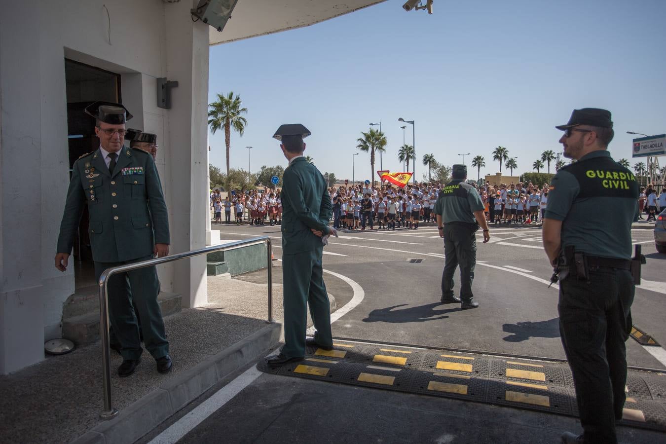 Montequinto arropa a la Guardia Civil por su labor en Cataluña