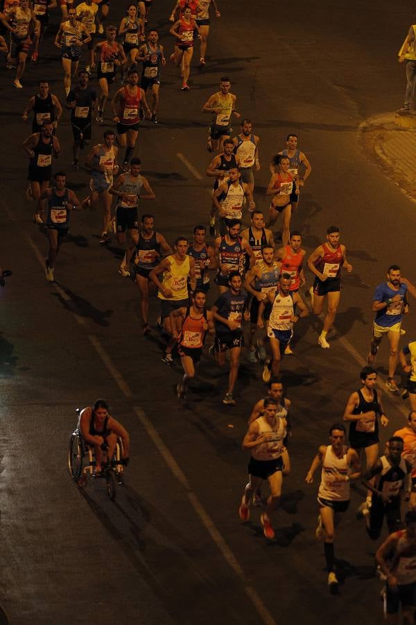 Más de 24.000 corredores han participado en la KH7 Carrera Nocturna del Guadalquivir