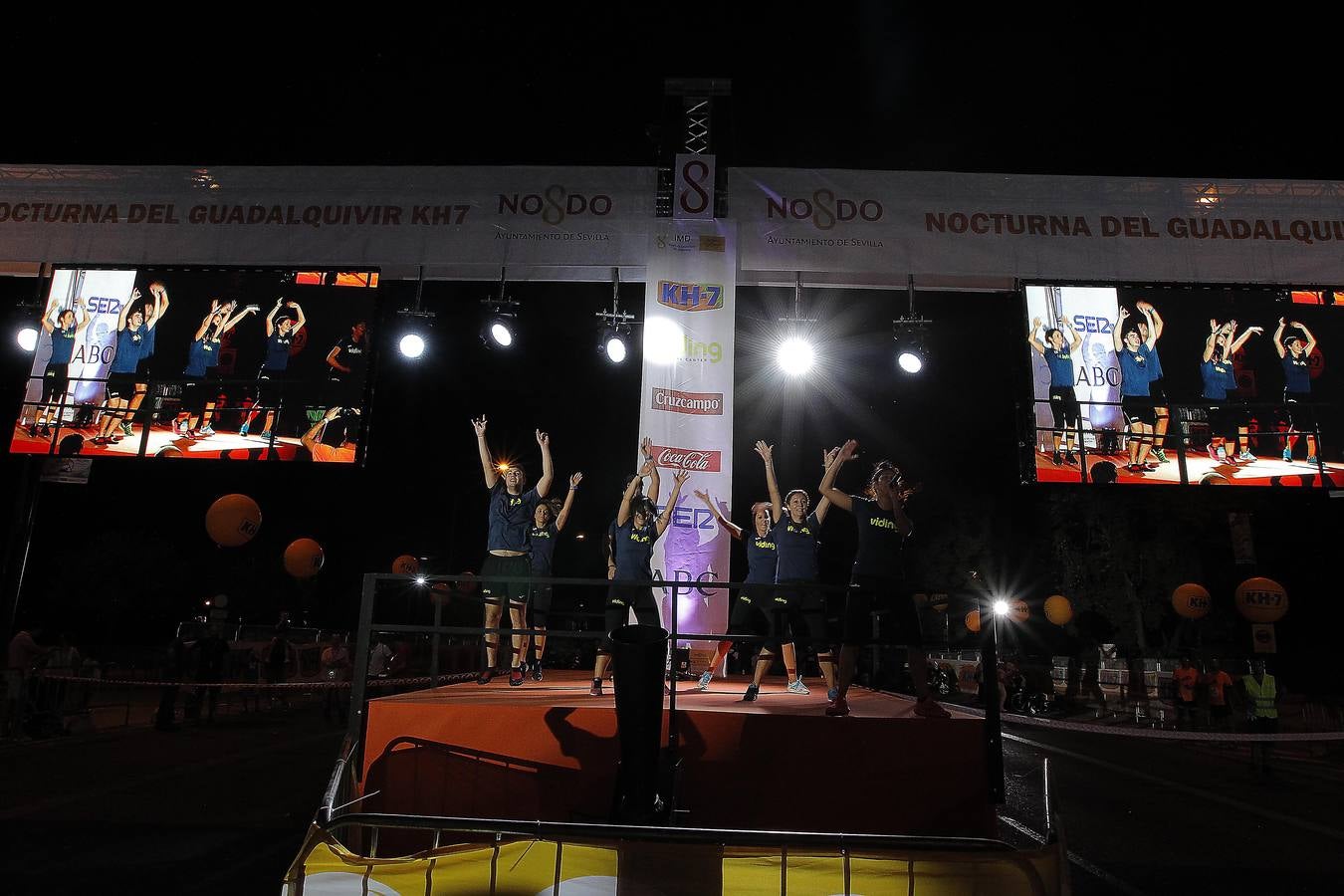 Más de 24.000 corredores han participado en la KH7 Carrera Nocturna del Guadalquivir