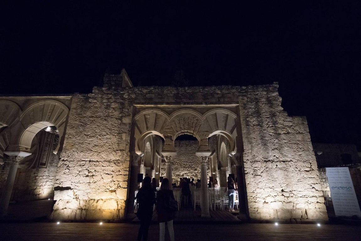 La nueva iluminación de Medina Azahara, en imágenes