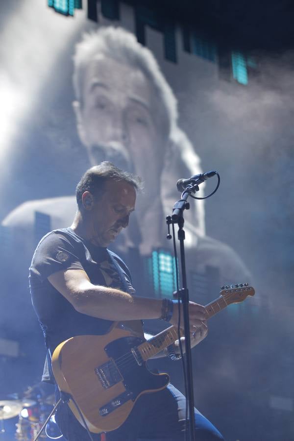 Las mejores imágenes de Hombres G en Sevilla