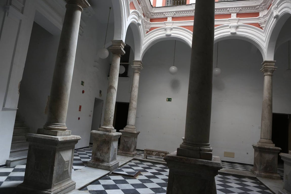 Visita al Palacio de Recaño posible del Museo del Carnaval