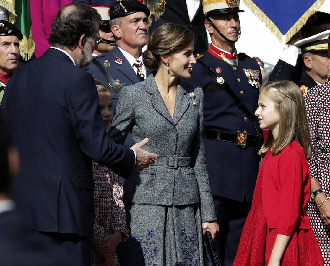 La reina Letizia, junto a la princesa Leonor y el presidente del Gobierno, Mariano Rajoy (EFE). 