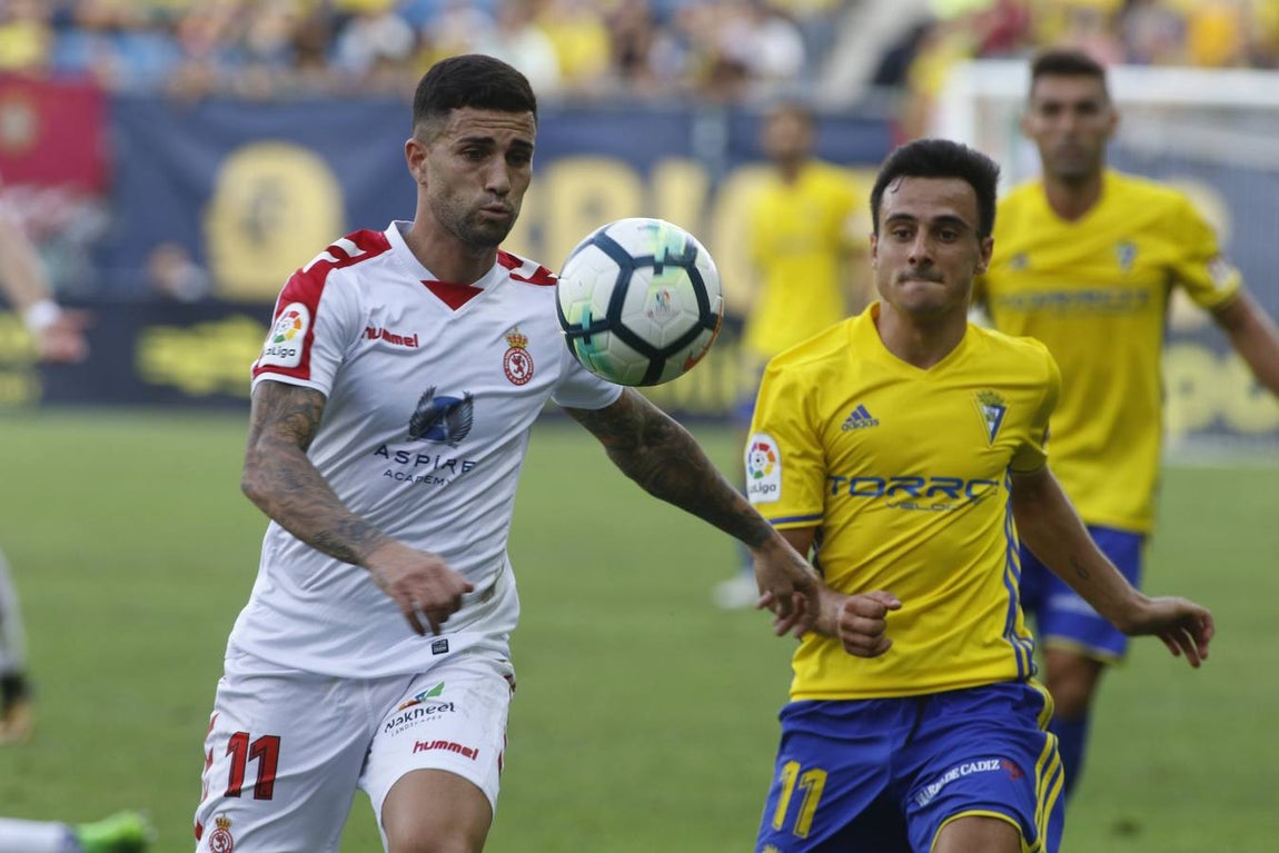 Las mejores imágenes del duelo entre el Cádiz CF y la Cultural Leonesa