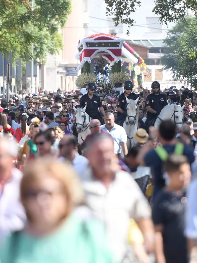 En imágenes: la Romería de la Virgen de Valme en Dos Hermanas