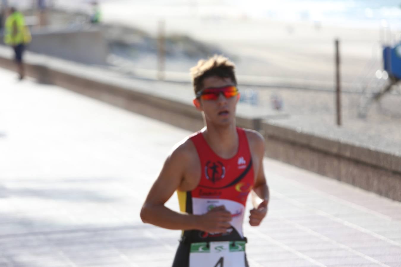 Búscate en el XXX Triatlón Ciudad de Chiclana (II)