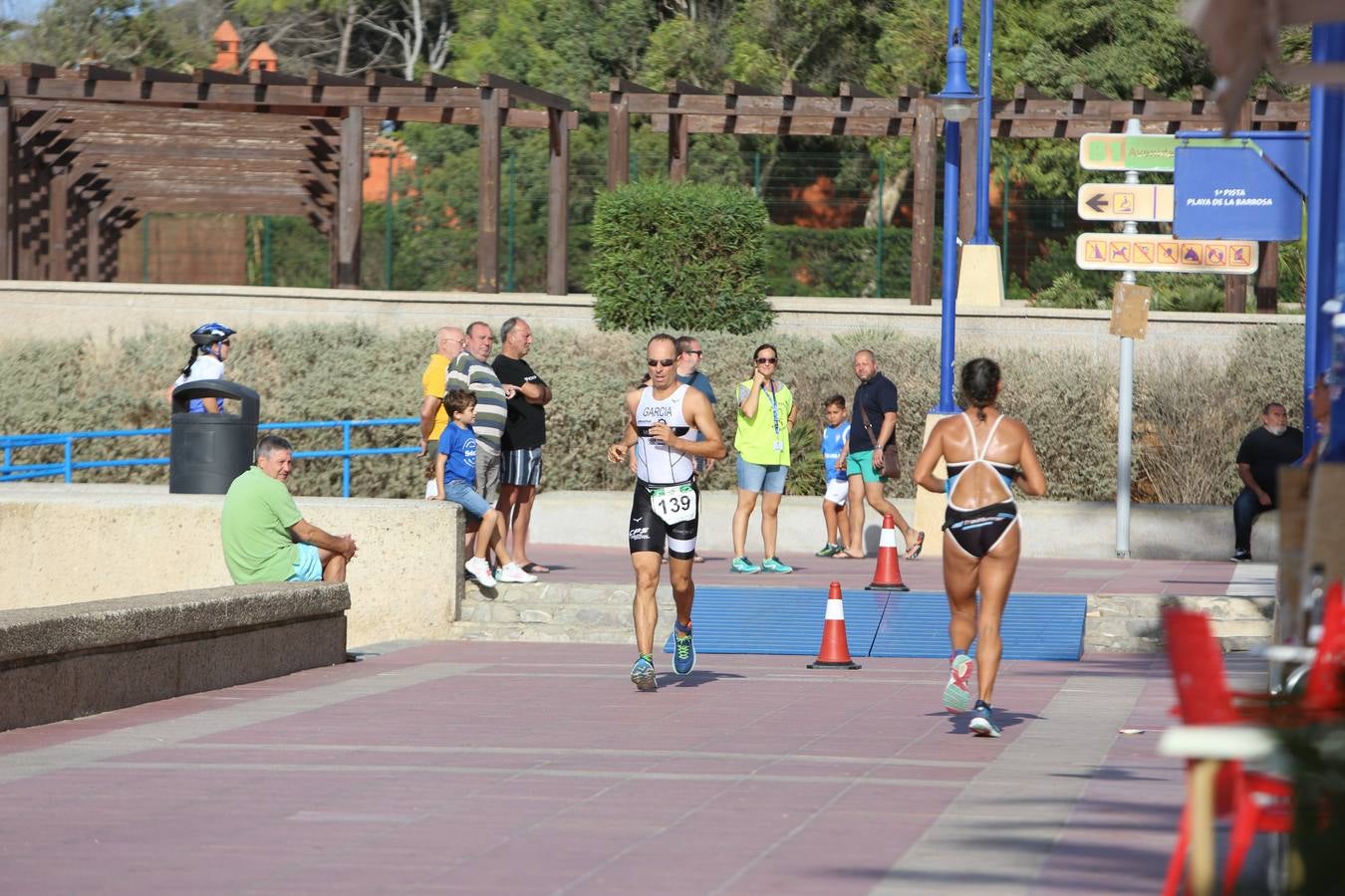 Búscate en el XXX Triatlón Ciudad de Chiclana (II)