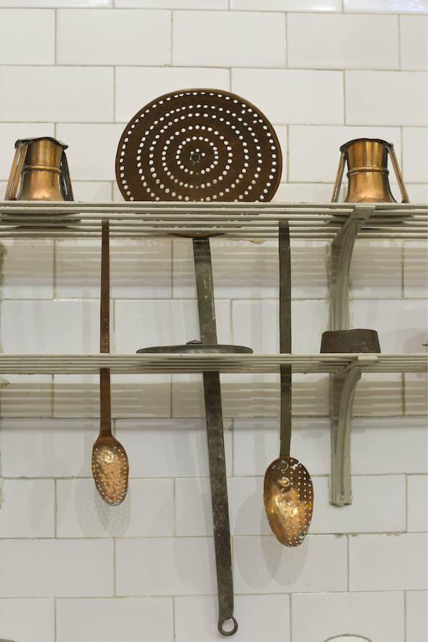 5. El equipamiento en su mayoría es del siglo XIX, con piezas también de la mitad del siglo XVIII