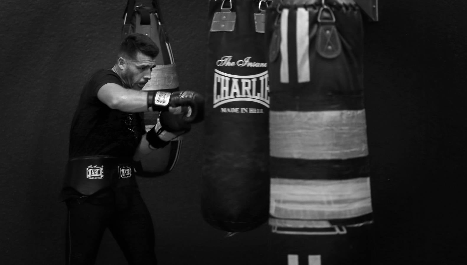 El boxeo y kickboxing de Córdoba, en blanco y negro