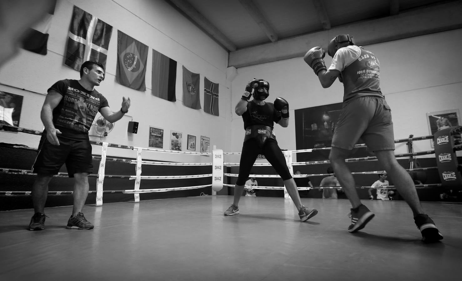 El boxeo y kickboxing de Córdoba, en blanco y negro