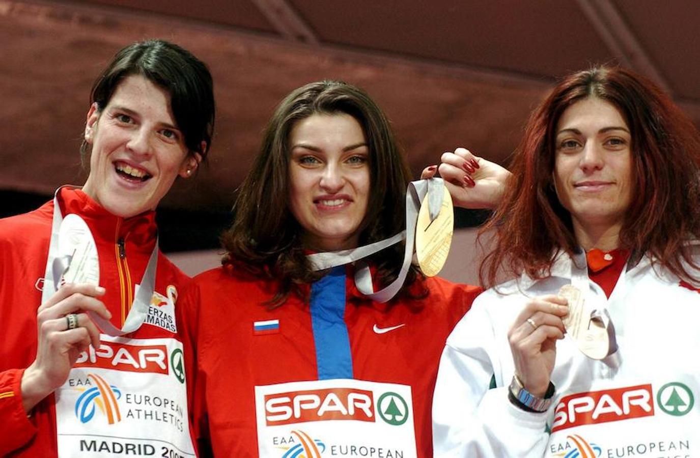 Campeonato Europeo de Atletismo en el pabellón deportivo Palacio de los Deportes en Madrid, cuando Beitia obtuvo el segundo puesto, y compartió podio con la rusa Anna Chicherova y la búlgara Venelina Veneva (marzo de 2005). 