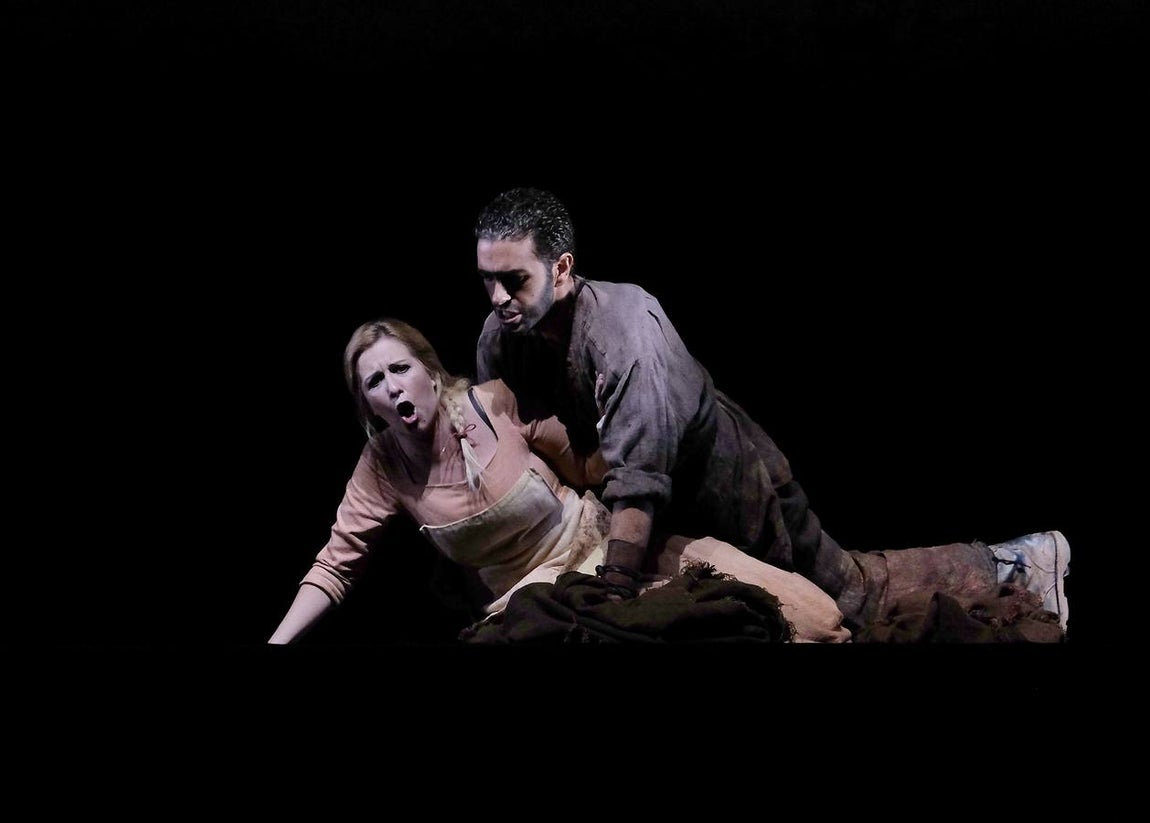 En imágenes, los últimos preparativos de «Fidelio» en el Maestranza