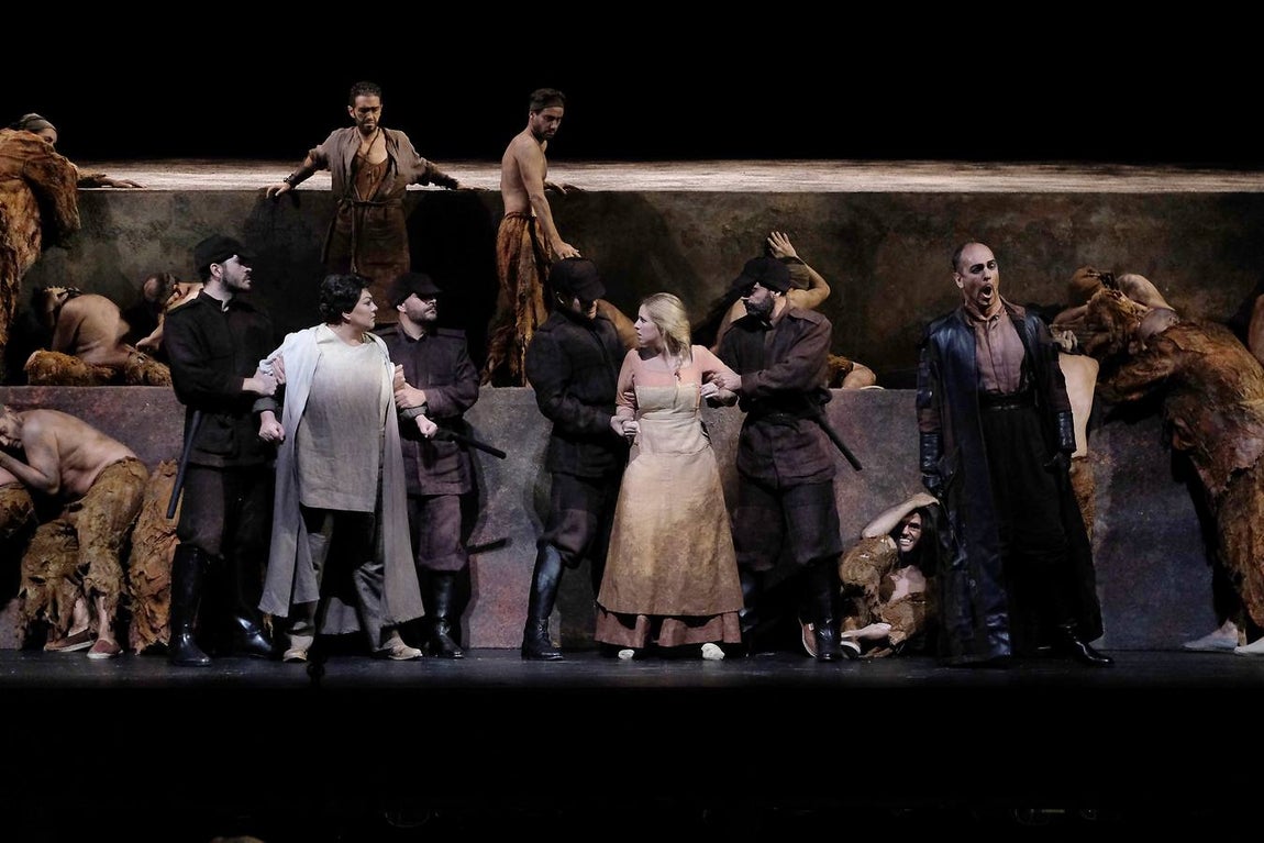 En imágenes, los últimos preparativos de «Fidelio» en el Maestranza