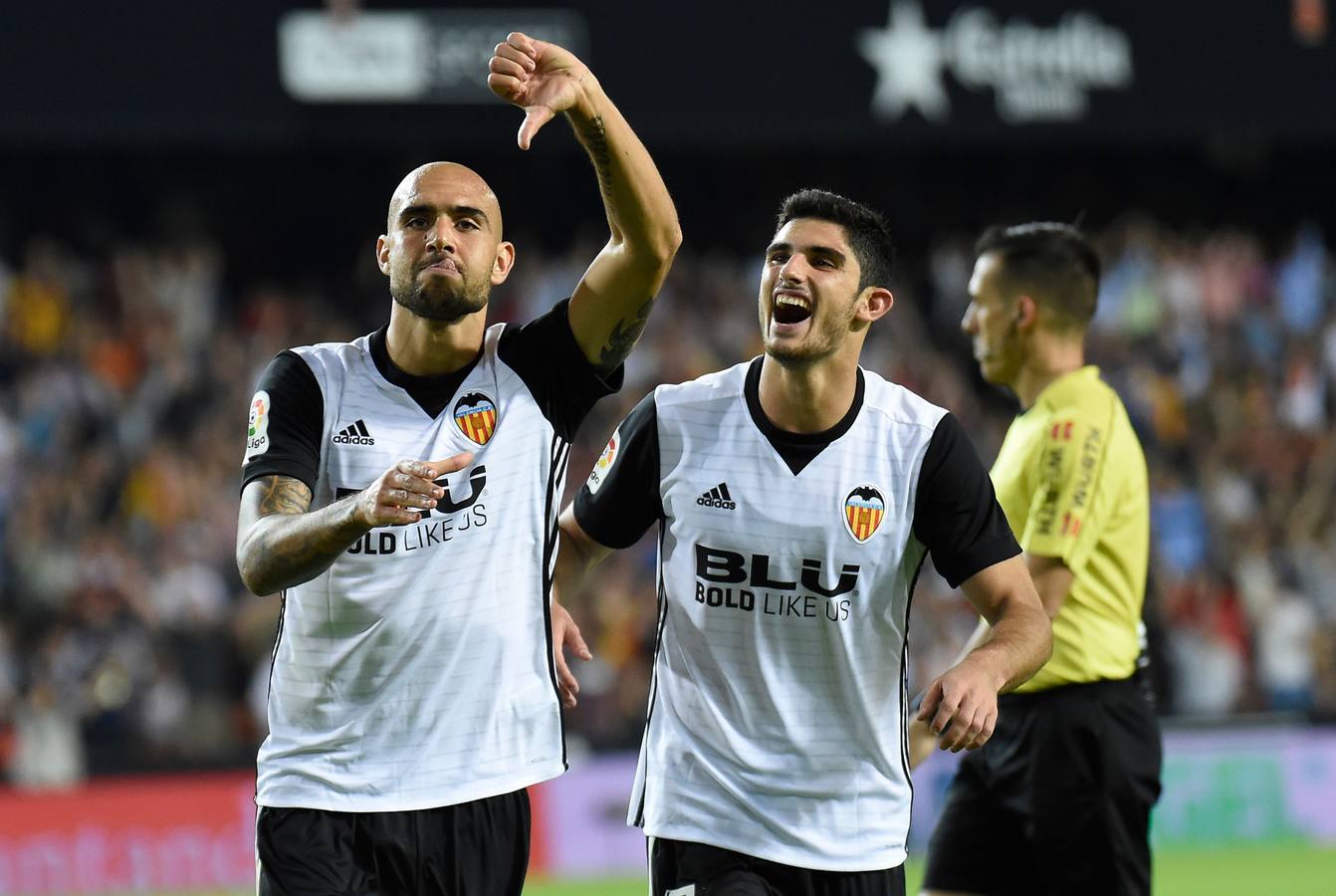 Las imágenes de la derrota del Sevilla FC ante el Valencia