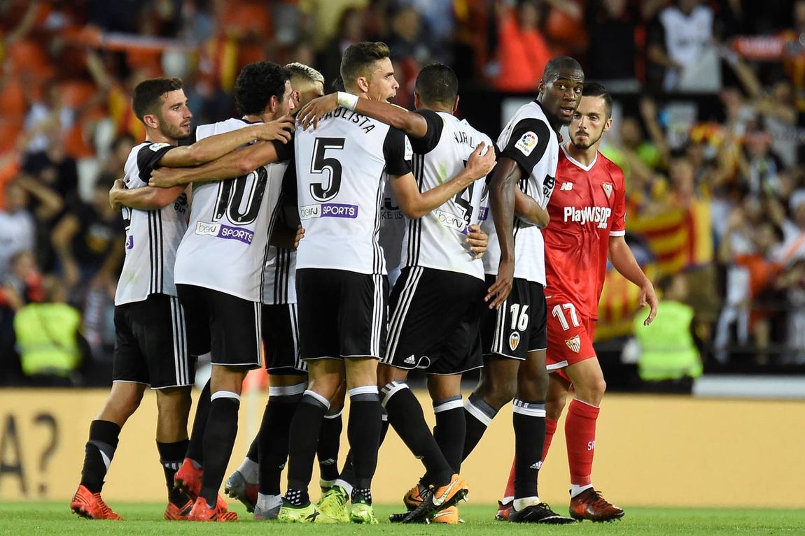 Las imágenes de la derrota del Sevilla FC ante el Valencia