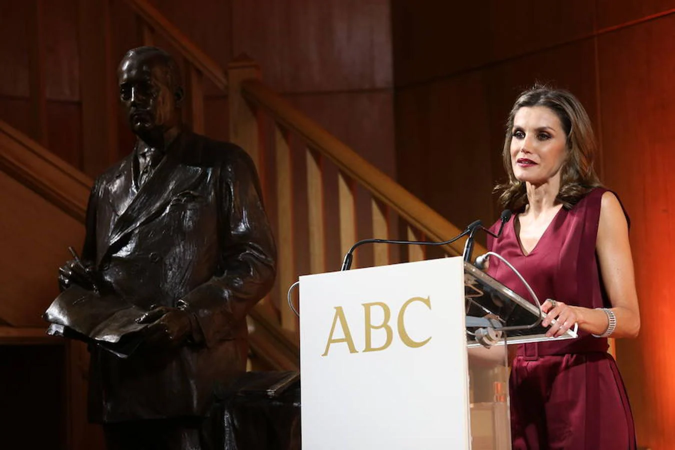 La Reina Doña Letizia, durante su discurso en los Premios Internacionales del Periodismo ABC. Ernesto Agudo